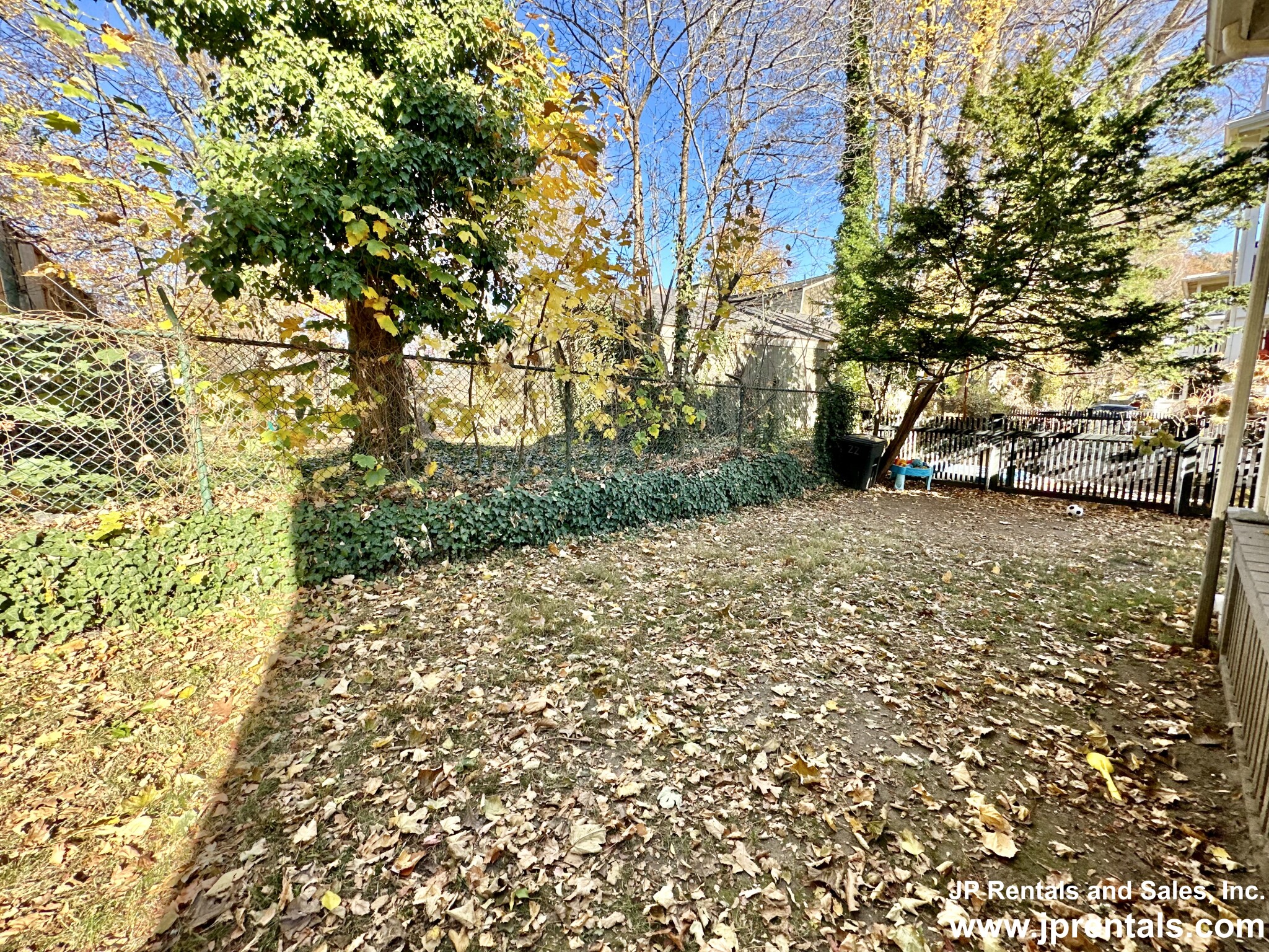 22 Sedgwick St, Jamaica Plain