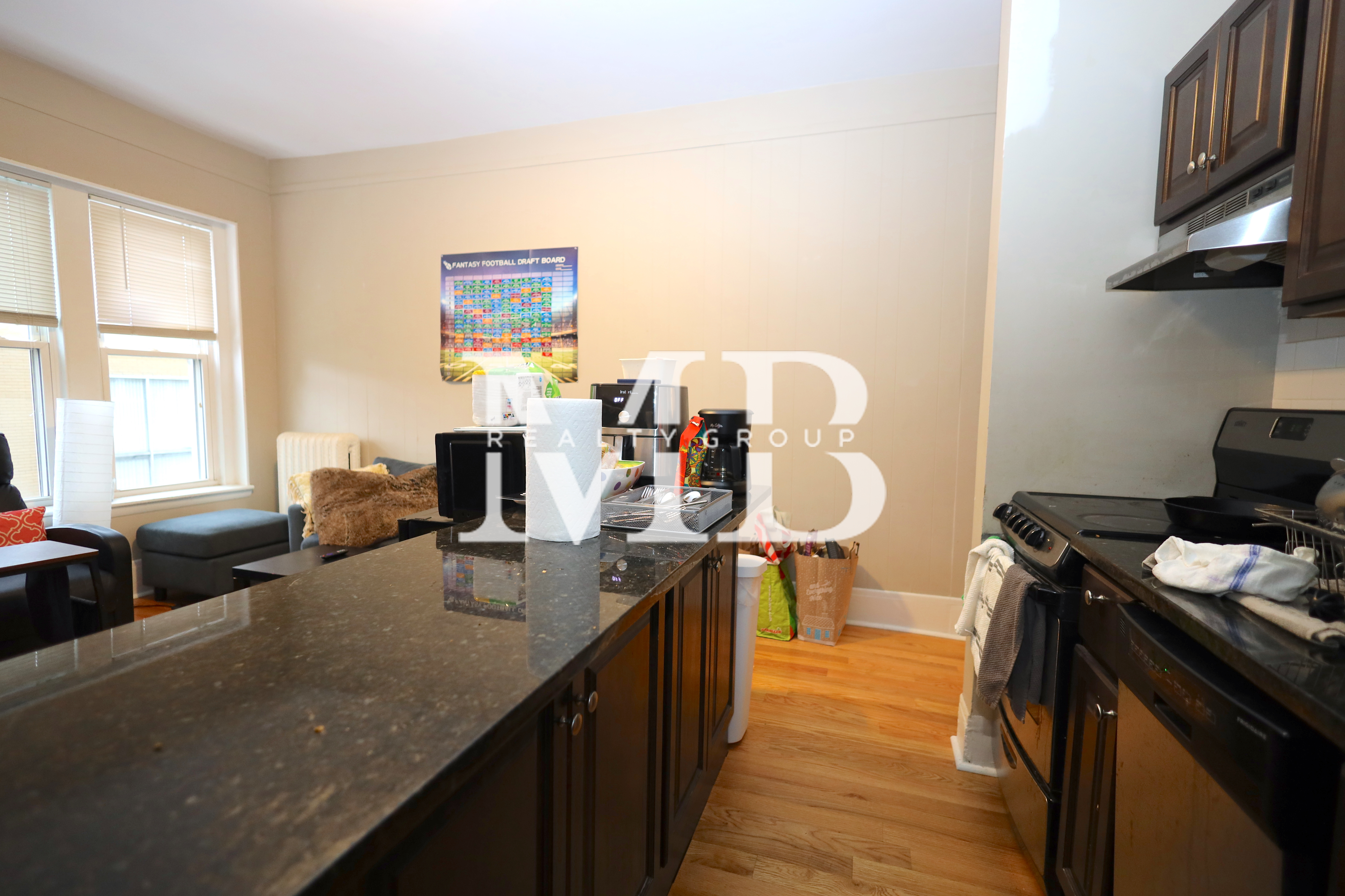 15 Aberdeen St, Fenway