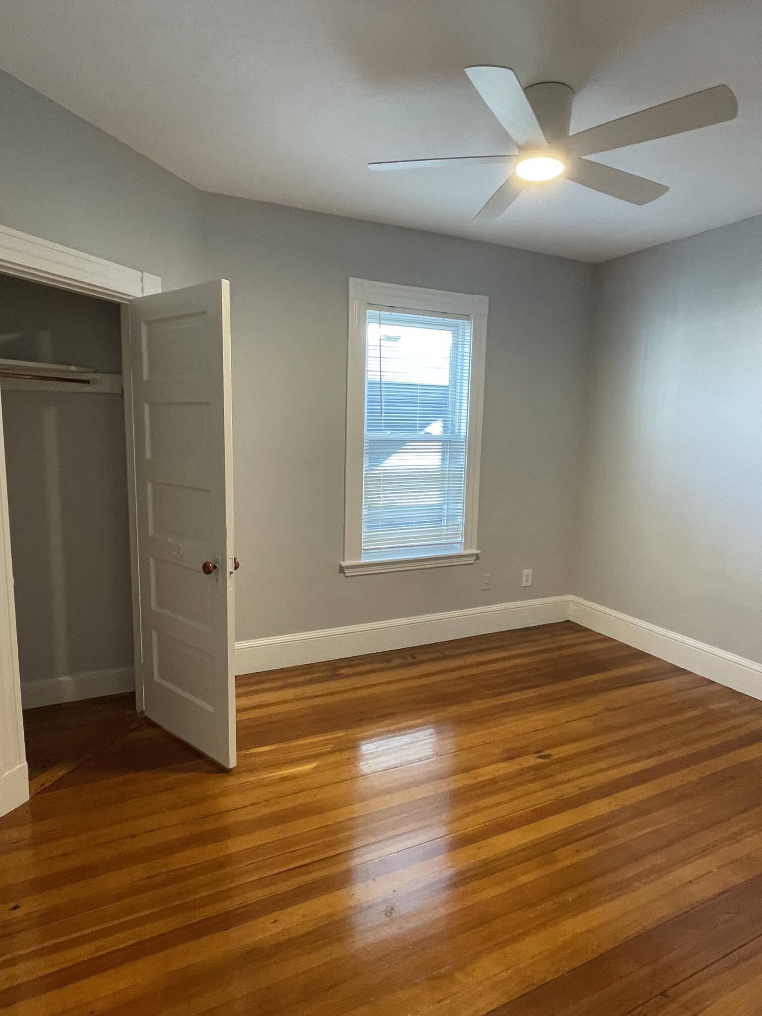 699 East 7th St, South Boston