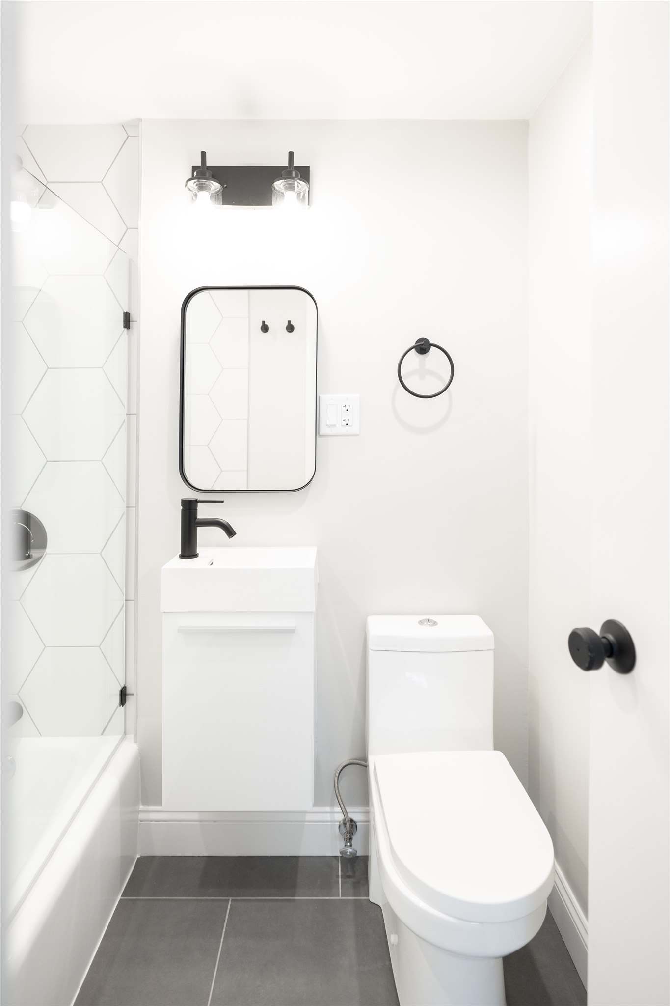 158 Saint Botolph St, Back Bay