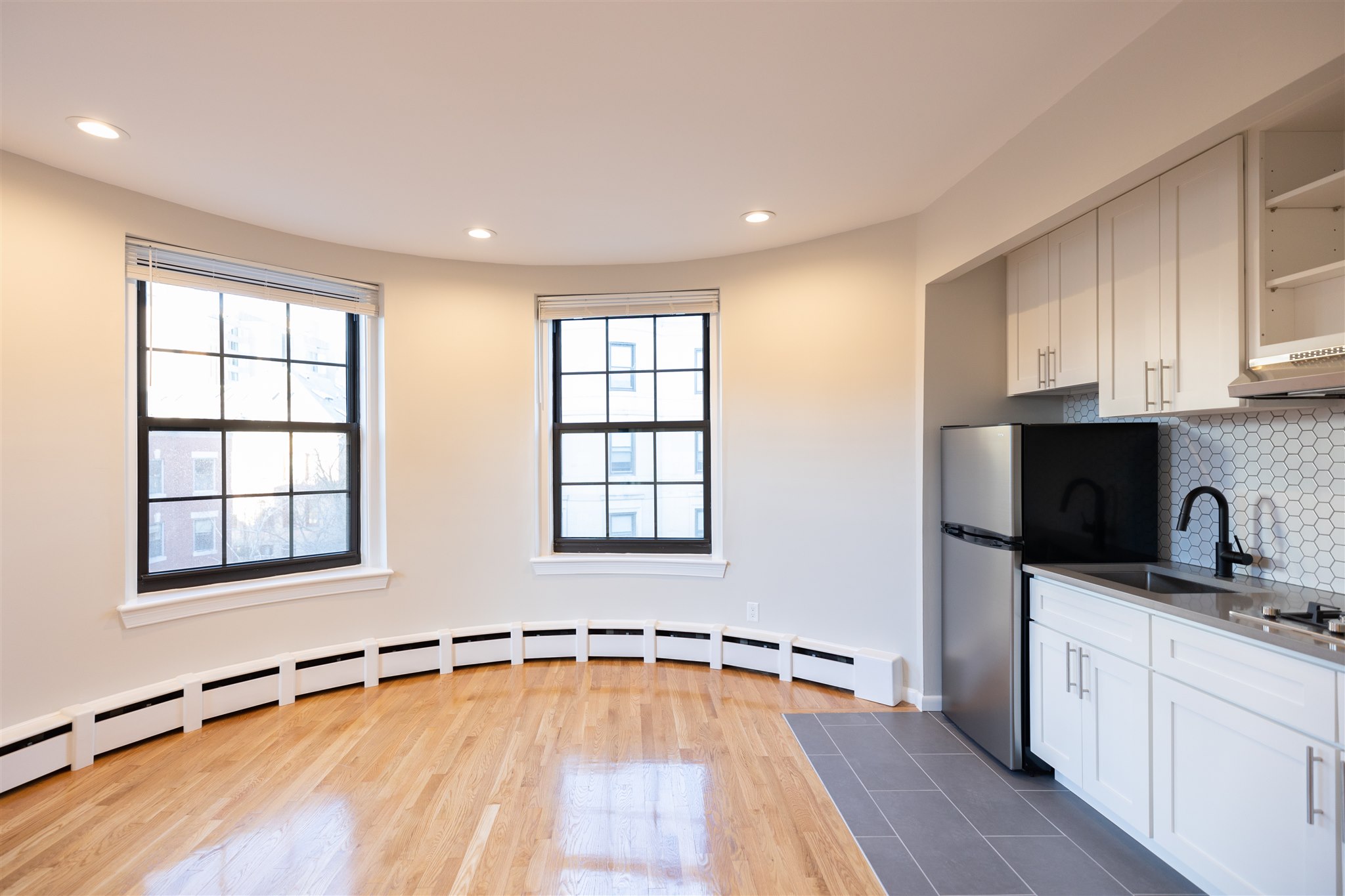 158 Saint Botolph, South End