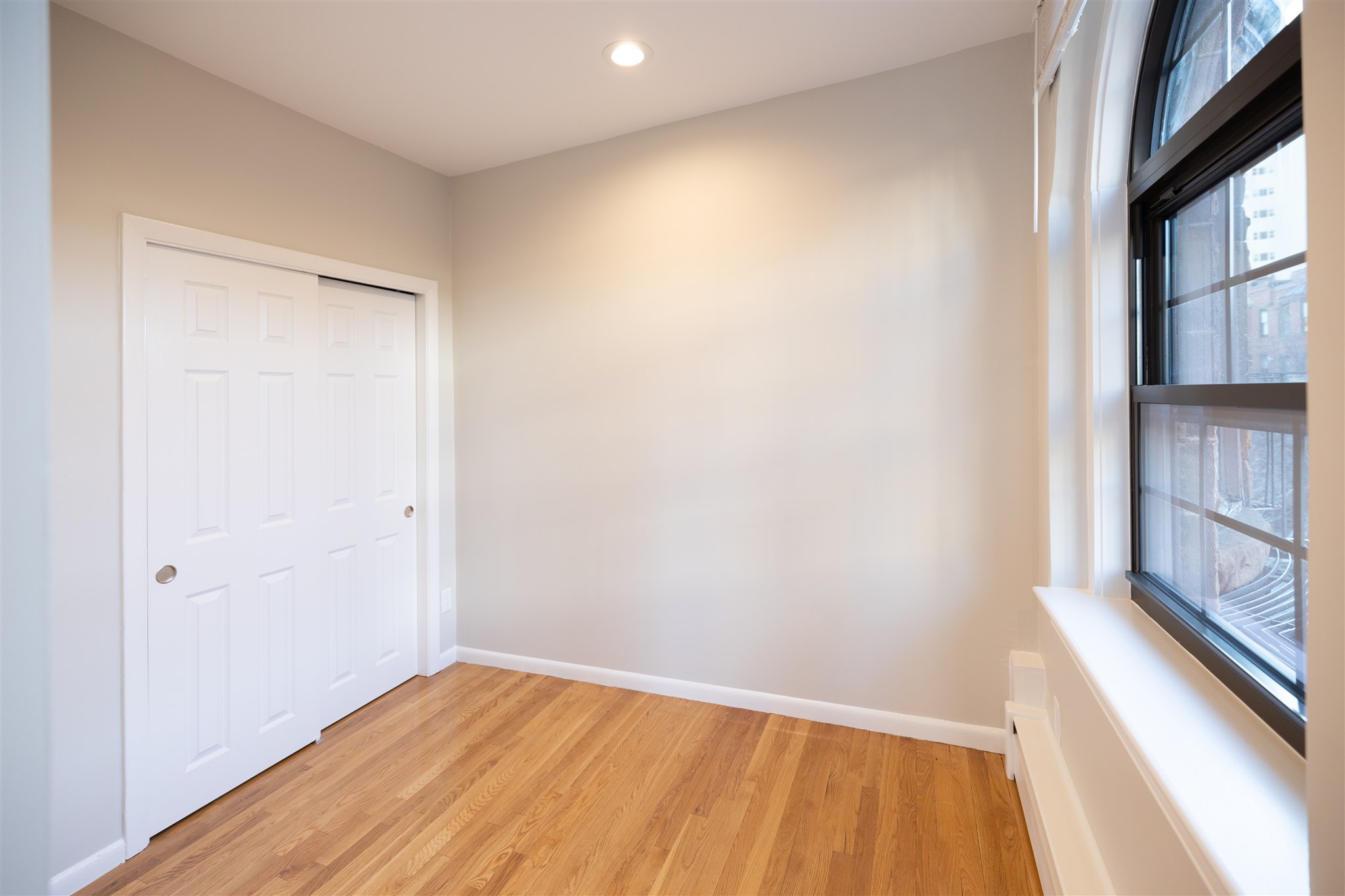 158 Saint Botolph, South End