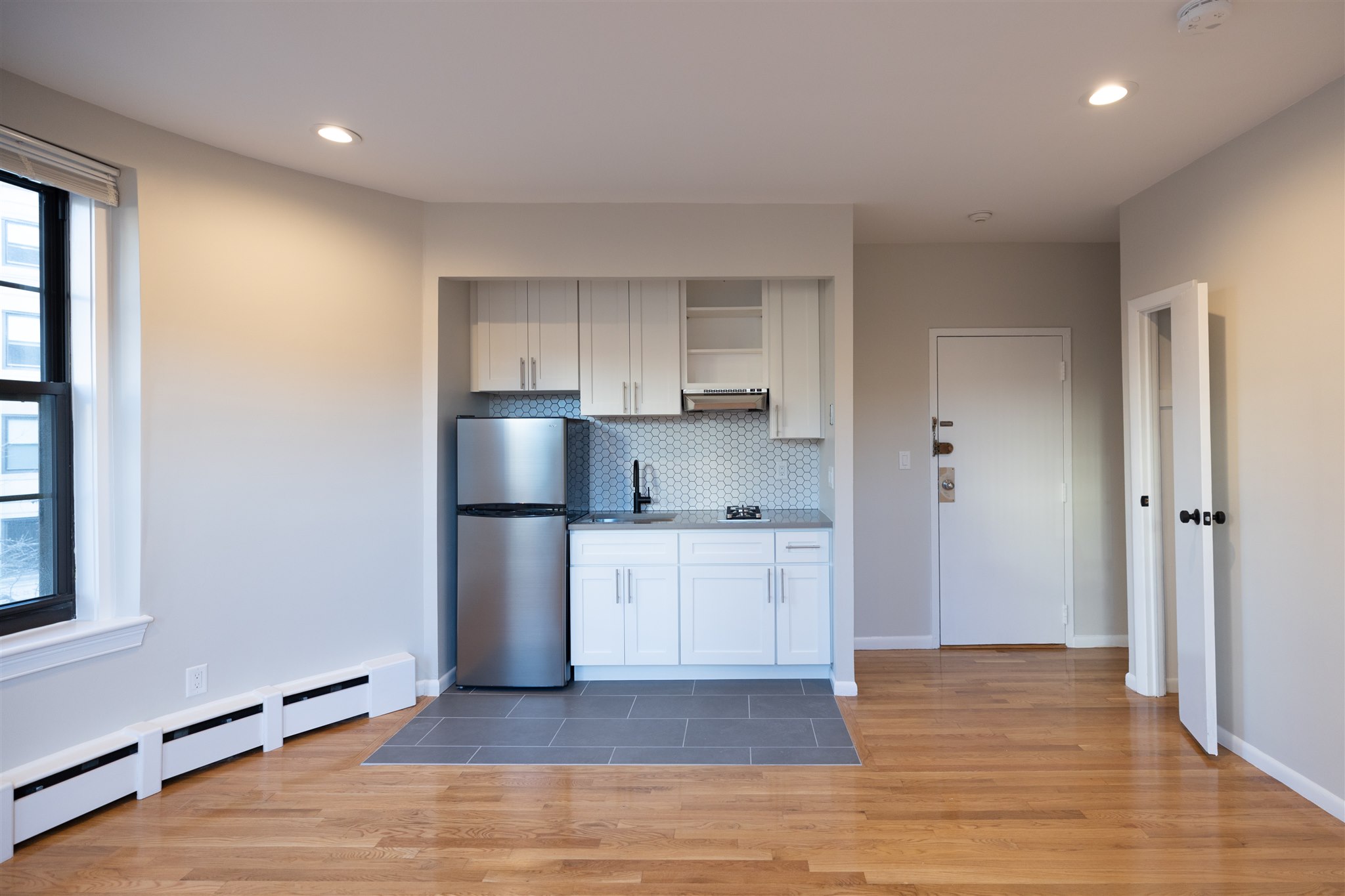 158 Saint Botolph, South End