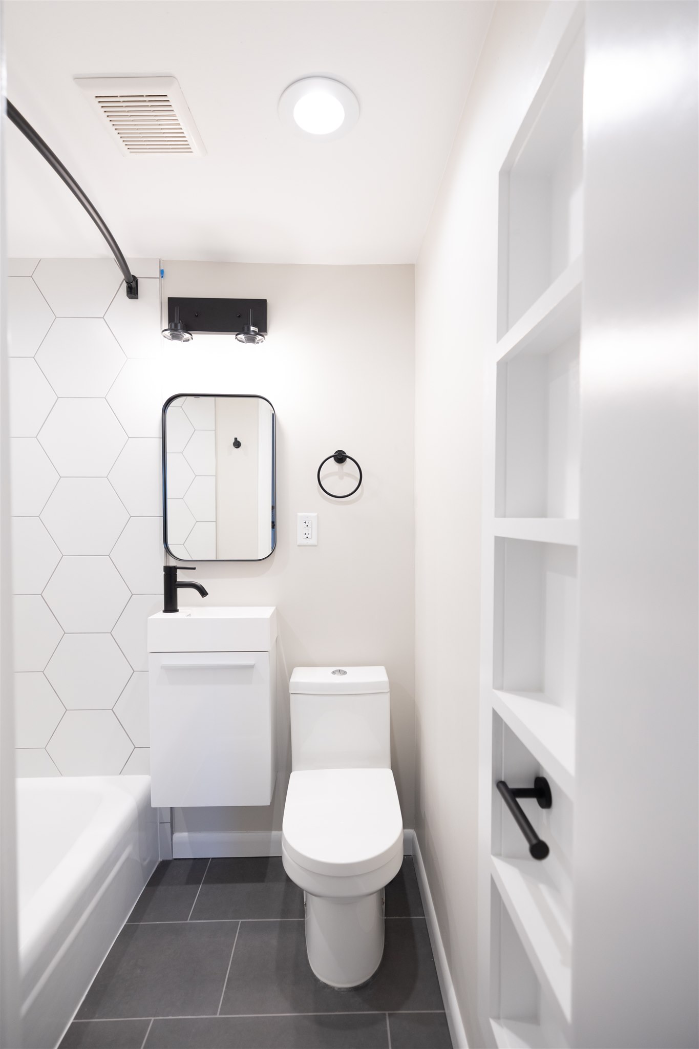 158 Saint Botolph, South End