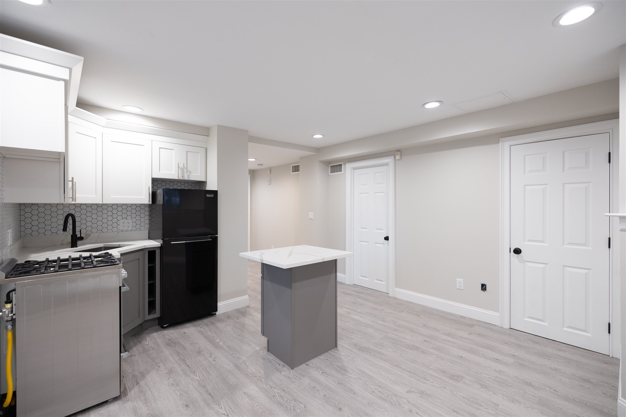 158 Saint Botolph St, Back Bay