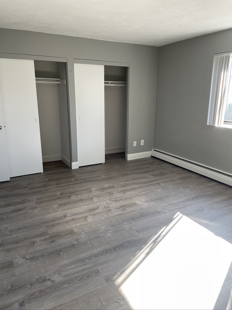 245 Main St, Watertown