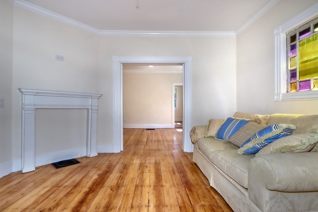 5 Standford Ter, Porter Square