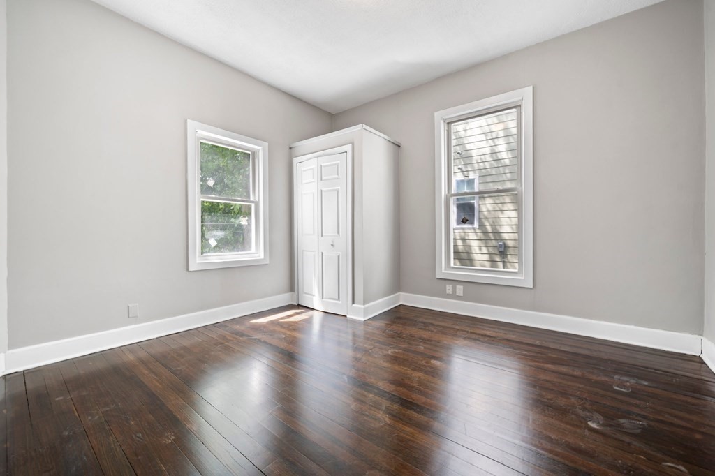 23 Cottage St, Dorchester