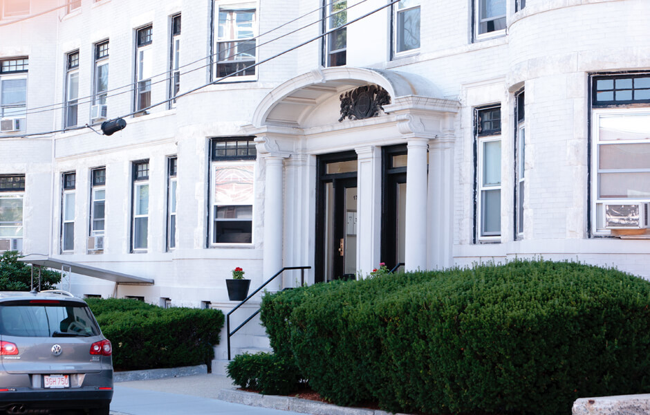 17 Green St, North Brookline