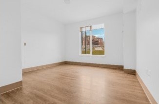 55 Bartlett Station Dr, Roxbury