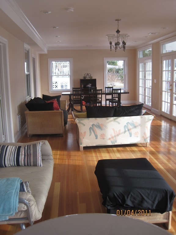 159 Longwood Ave, Longwood