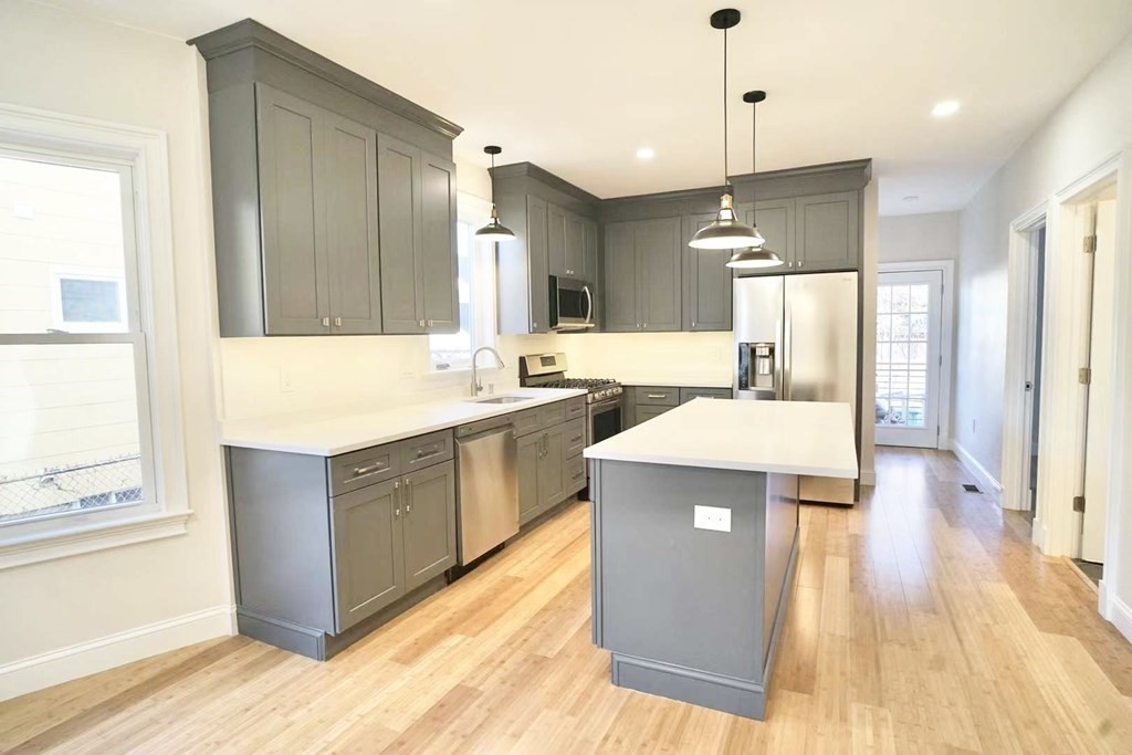 75 Wareham St, Tufts University