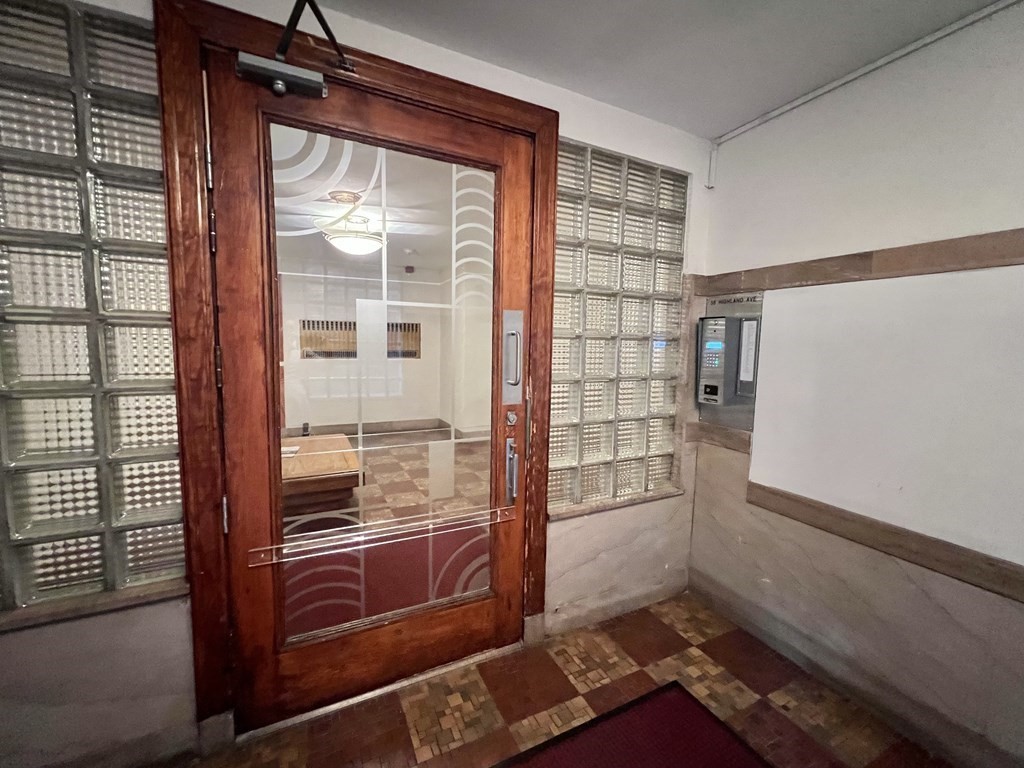 36 Highland Ave, Mid Cambridge