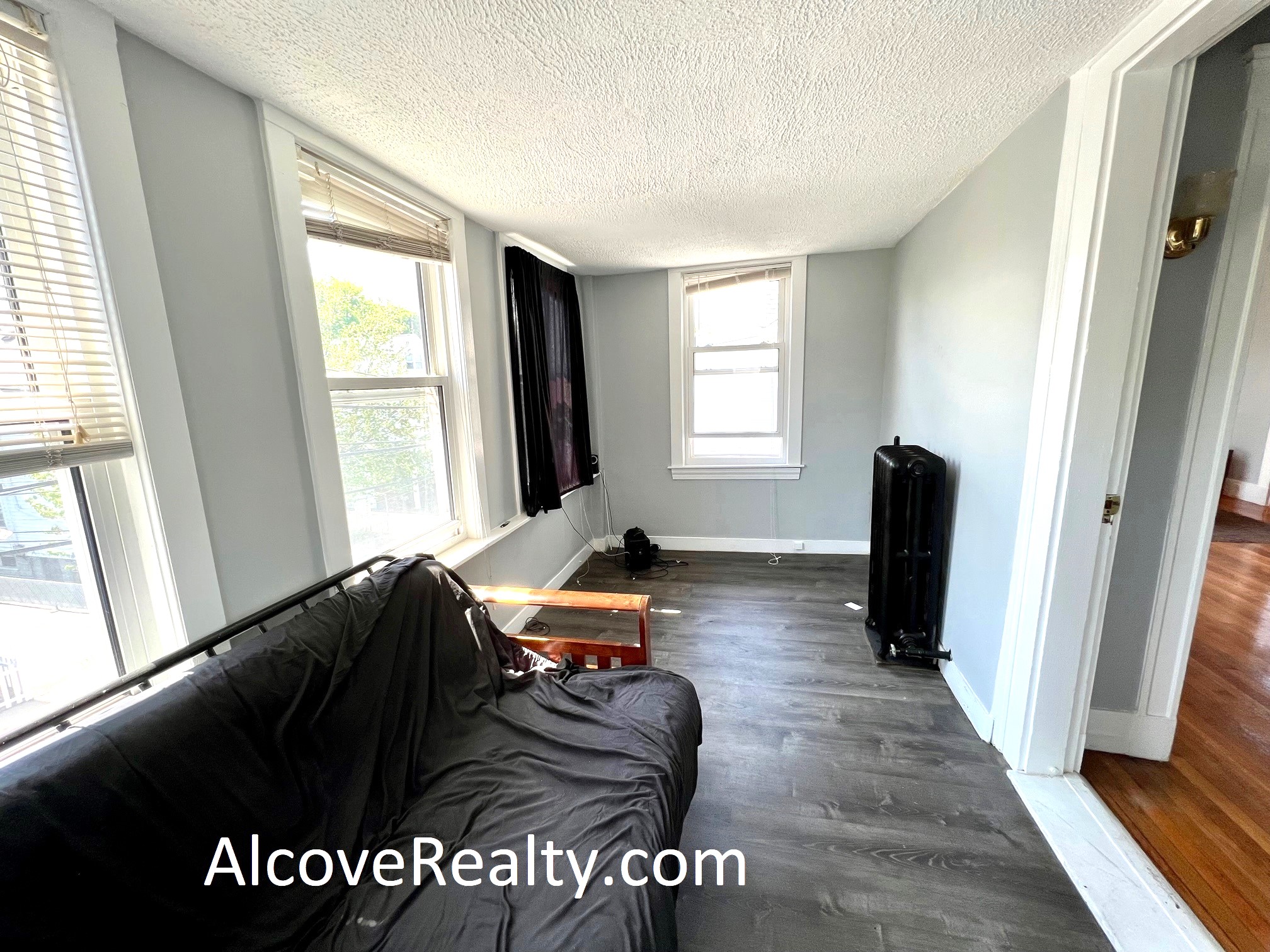 37 Sterling St, Teele Square