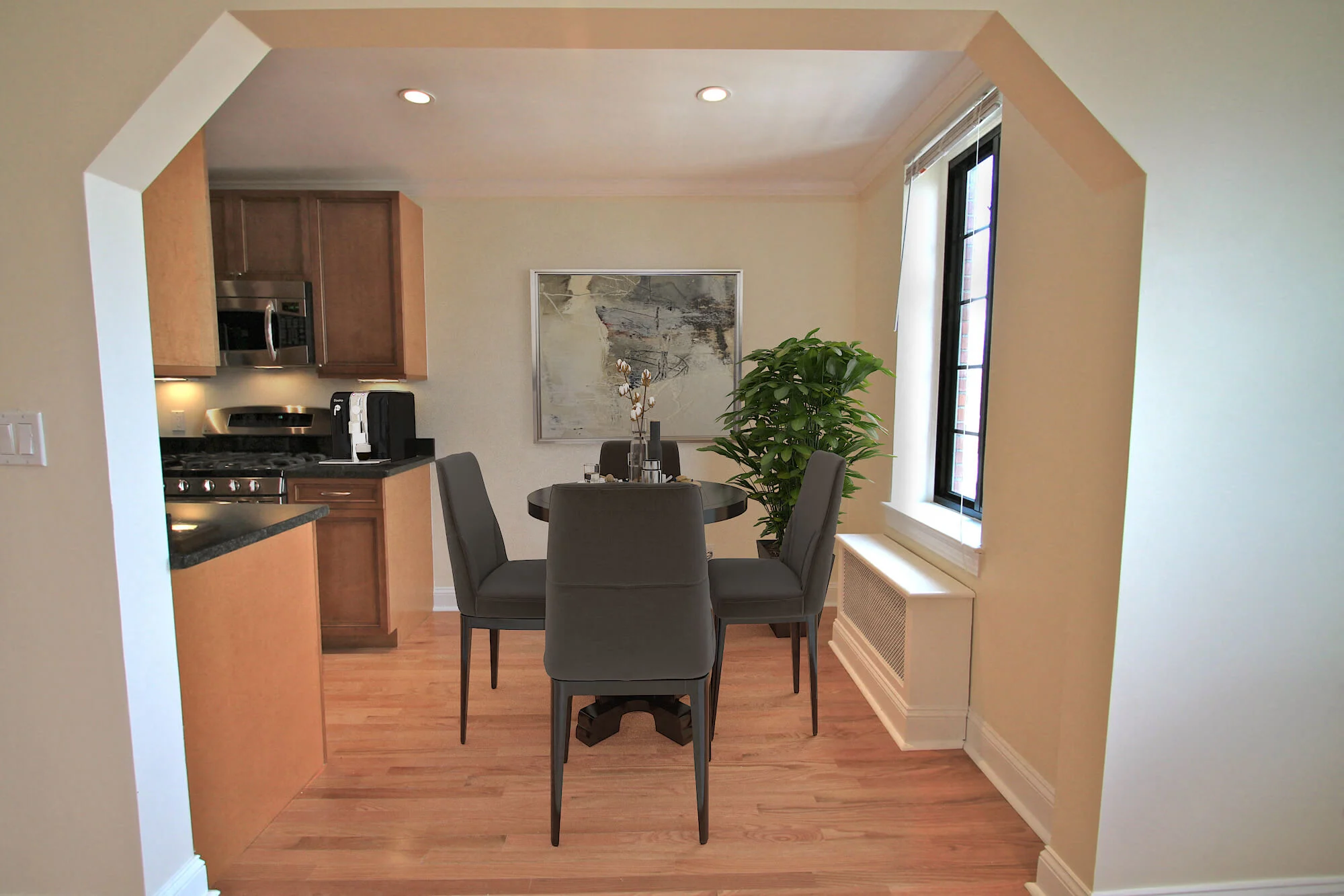 60 Brattle St, Harvard Square