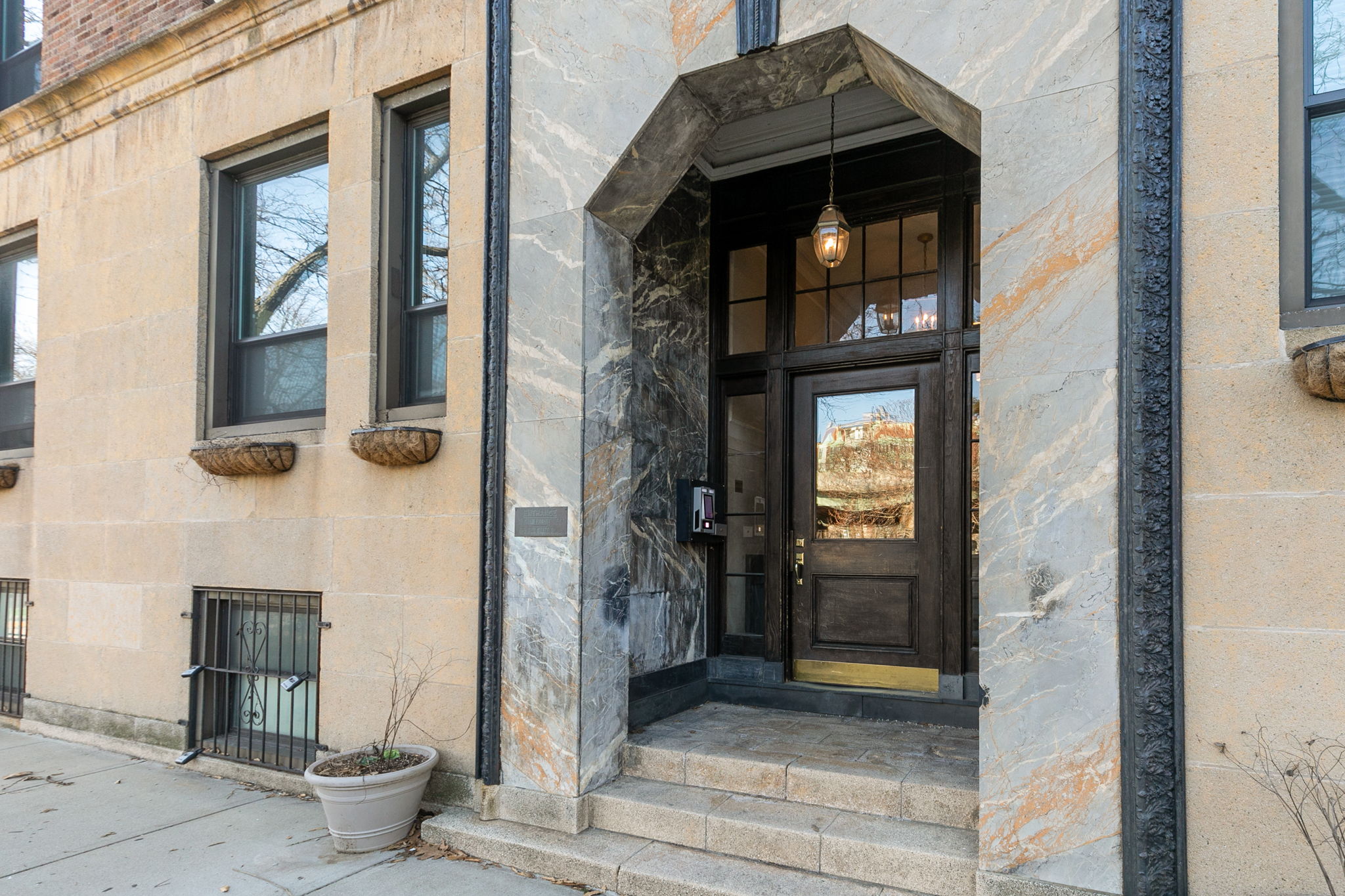 7 Bay State Rd, Back Bay