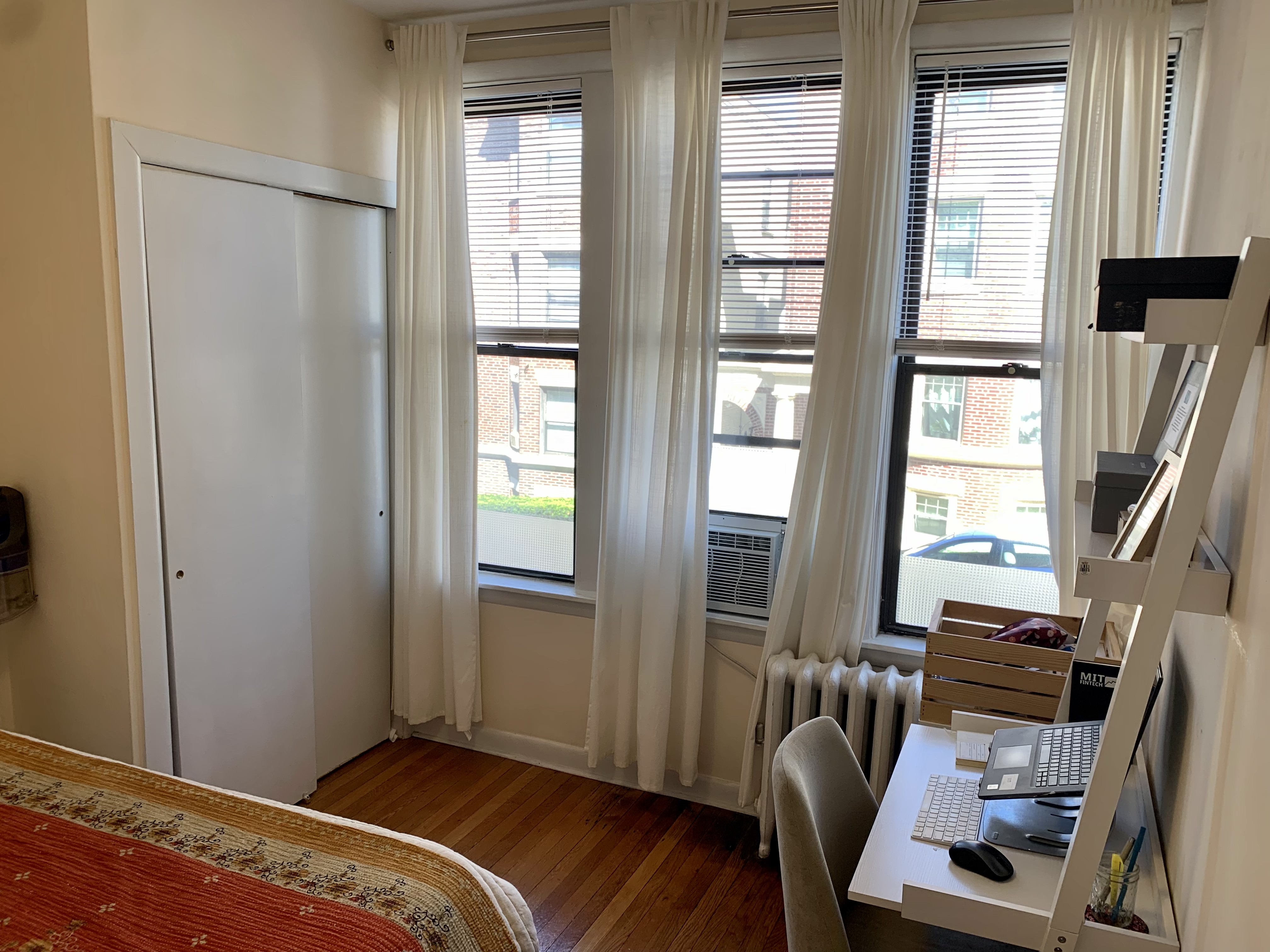 26 Commonwealth Ter, Brighton