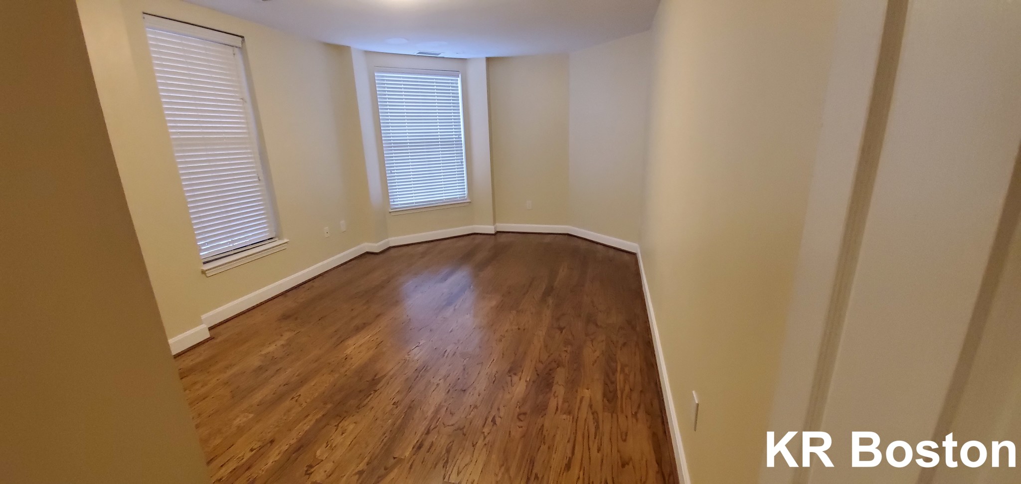 7 Harcourt St, Back Bay