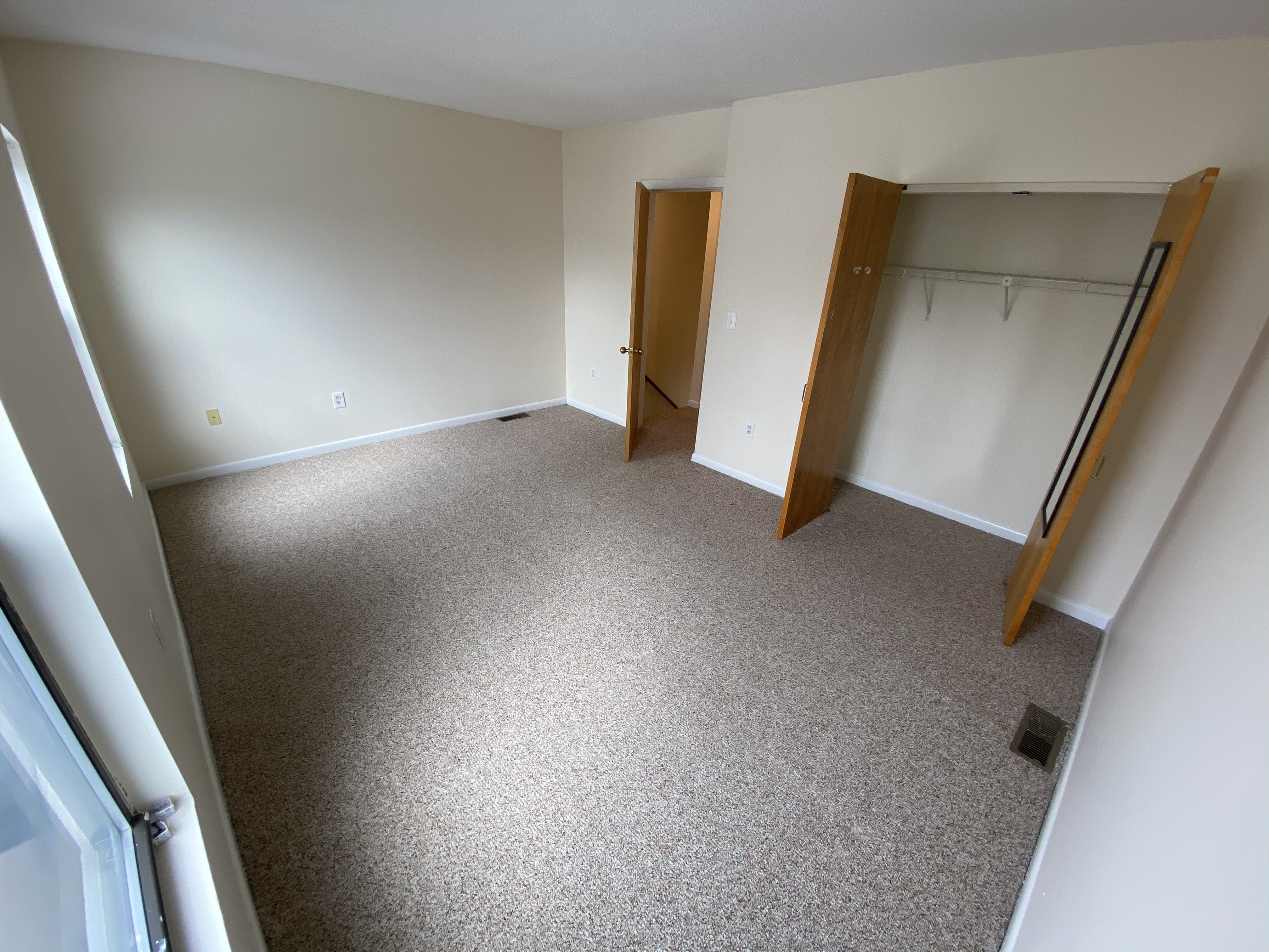 65 Riverside Ave, Medford