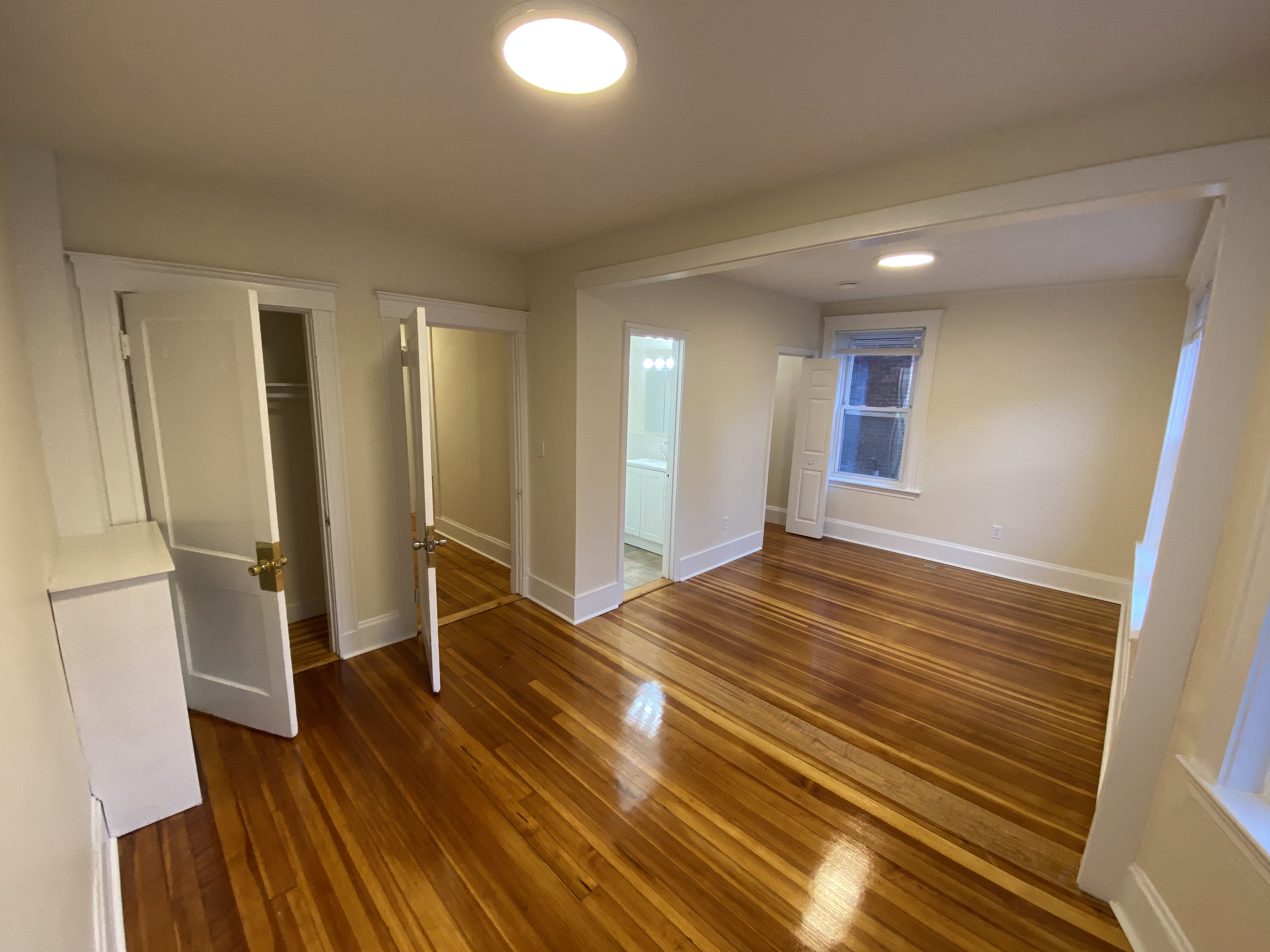 6 Barrows St, Allston