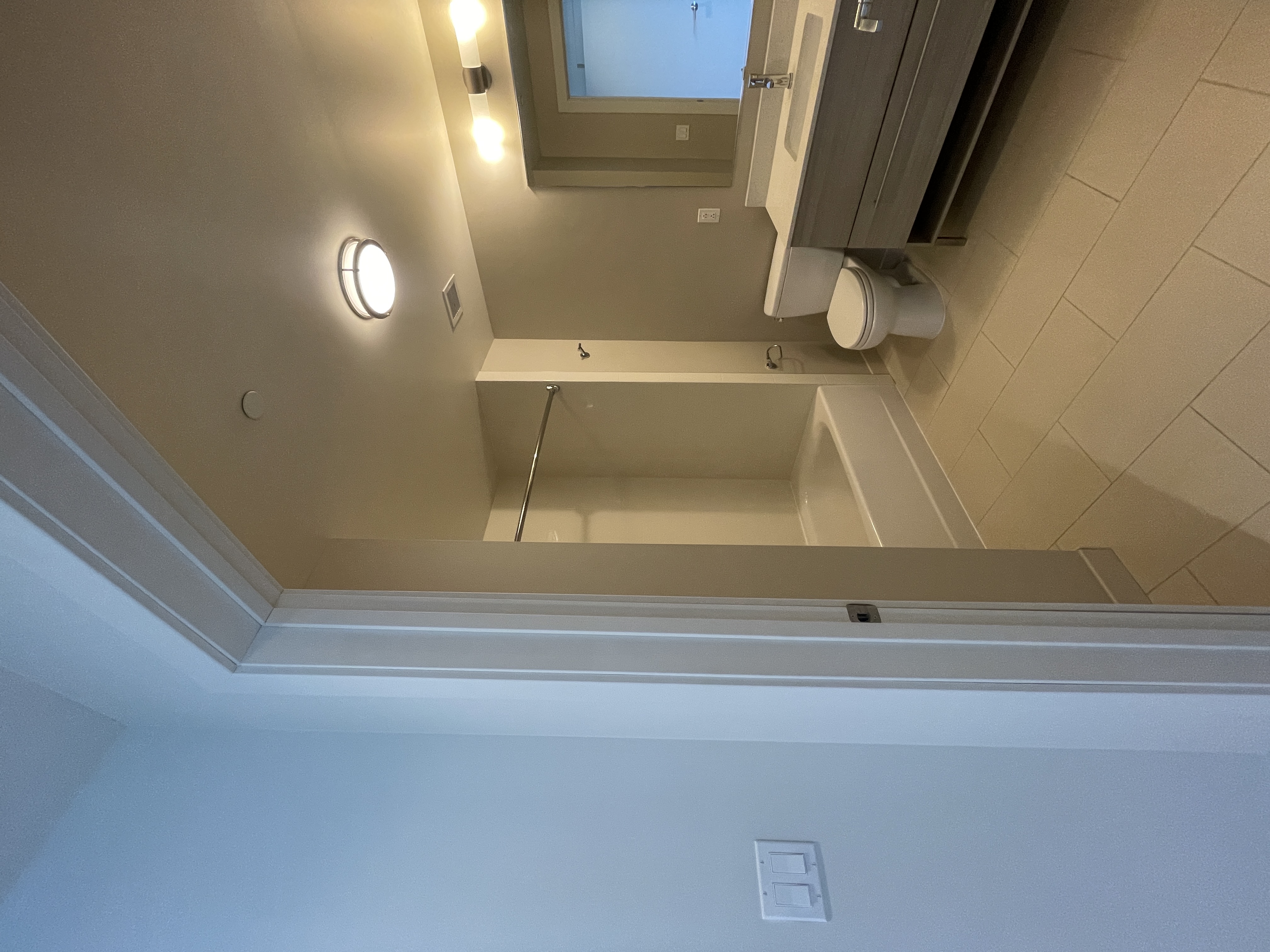 665 Washington, Chinatown