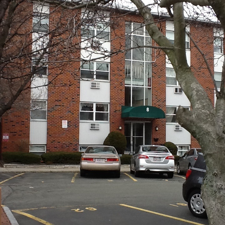 8 Commonwealth Ct, Brighton