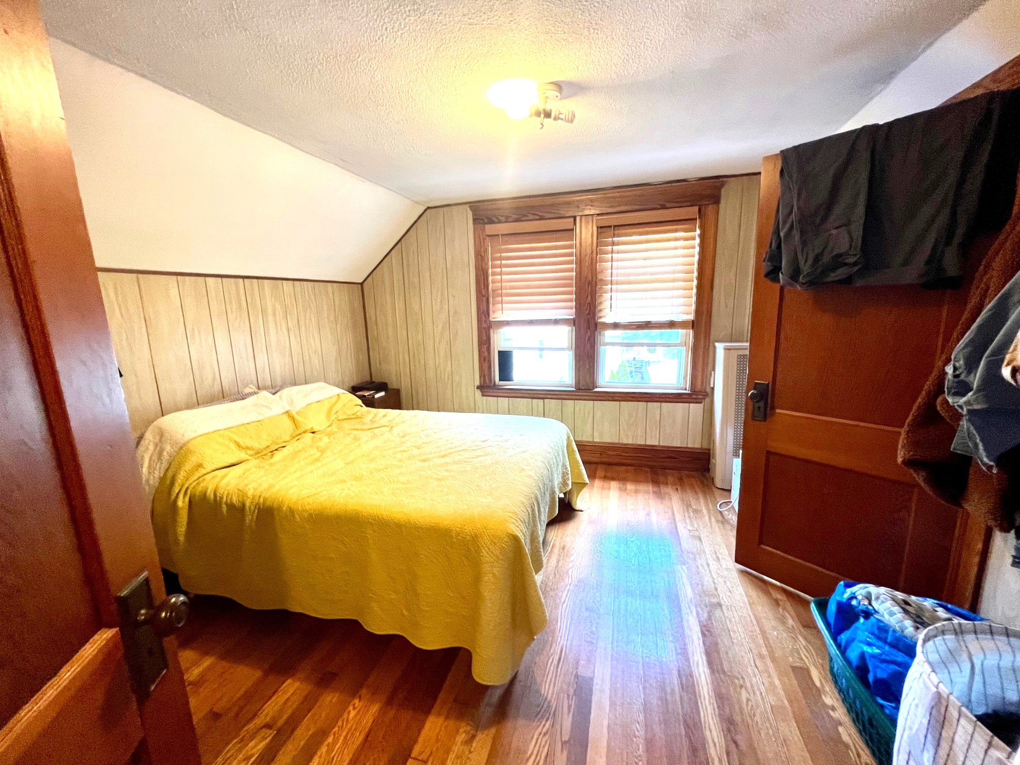 40 Alfred Rd, Arlington