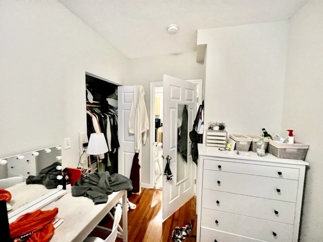 220 Hanover, North End