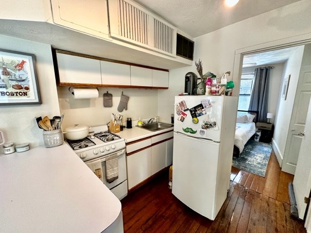 13 Charter St, North End