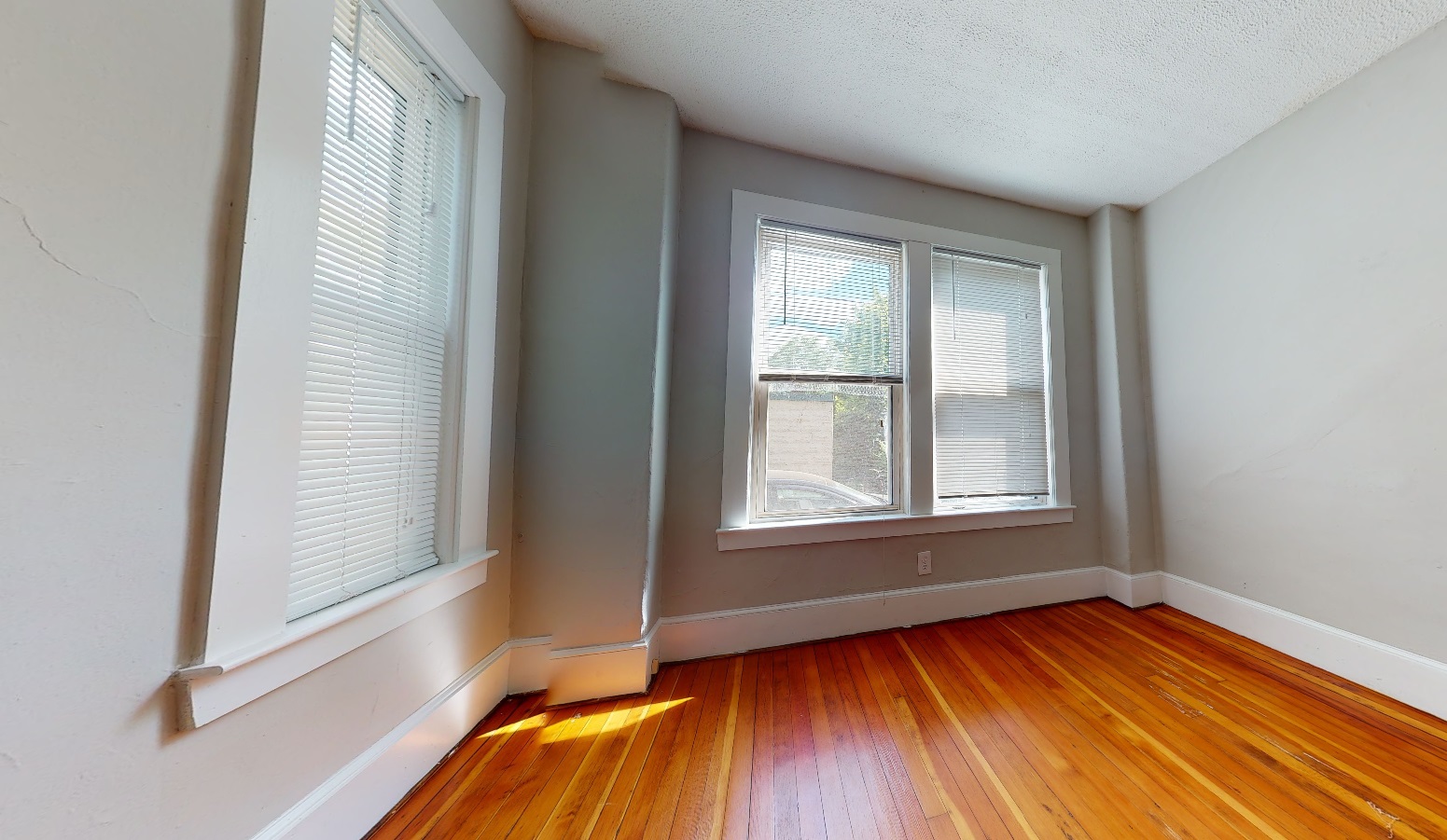 5 Elmer St, Riverside