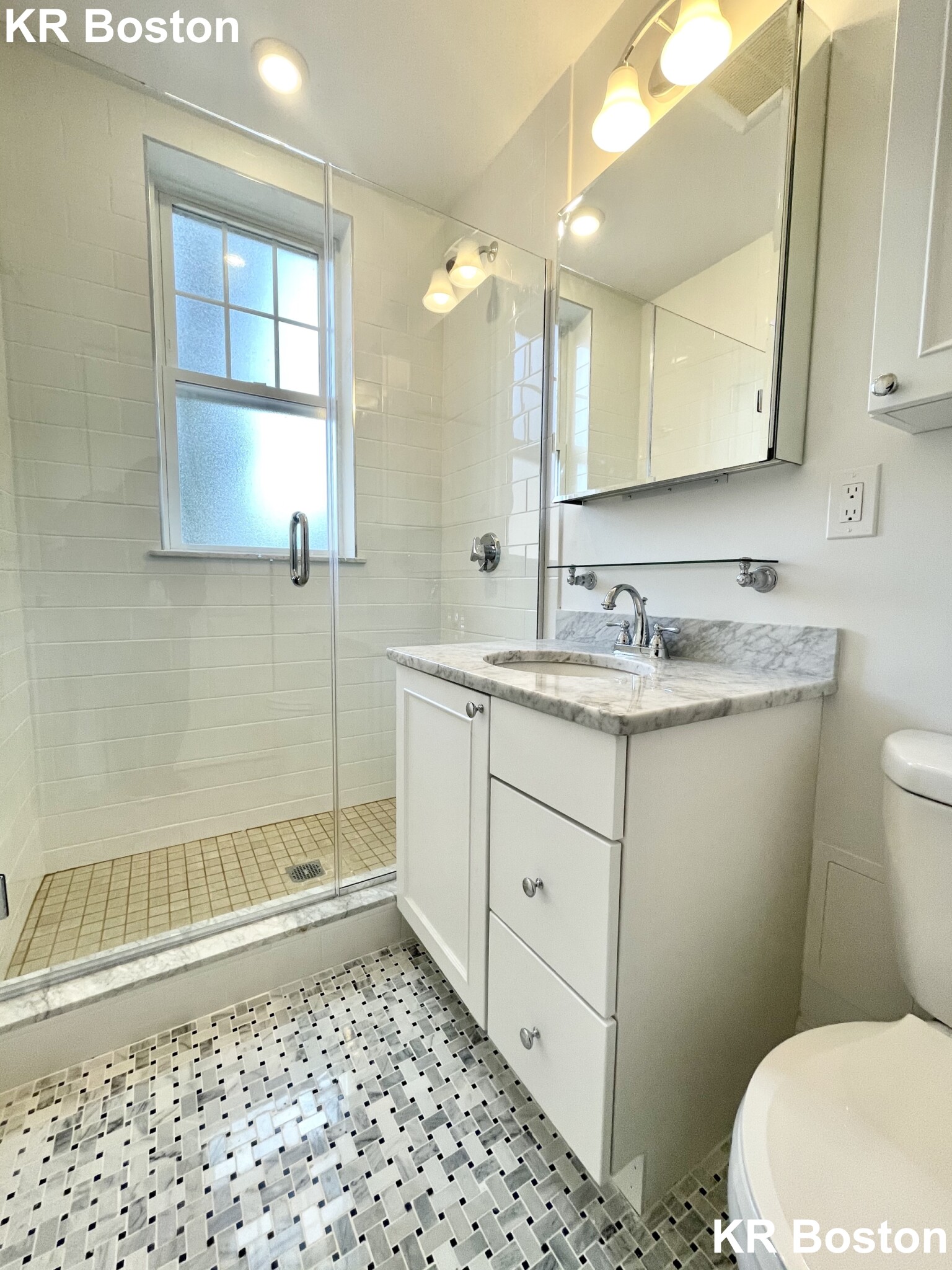 12 Harris St, Coolidge Corner