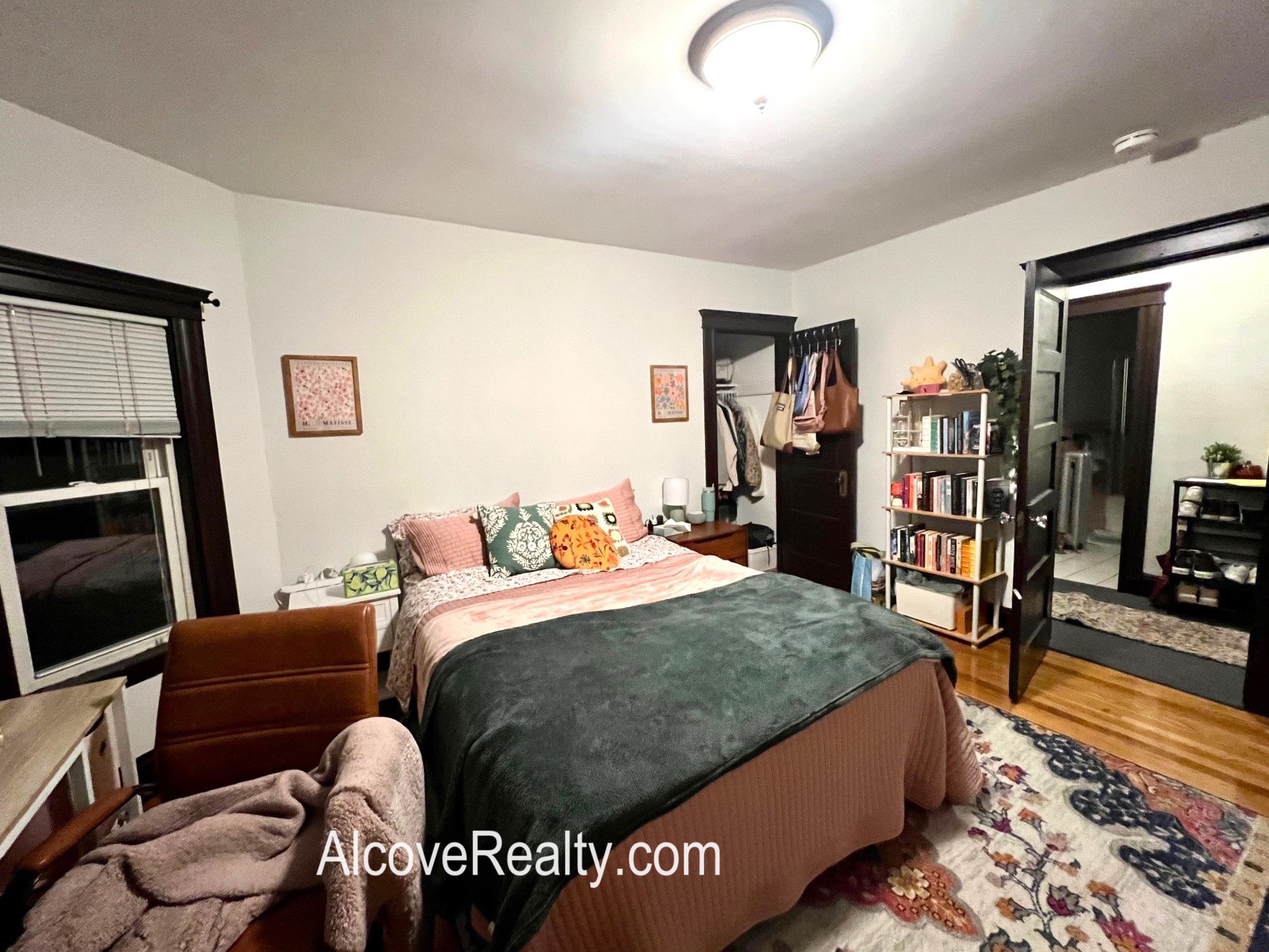 92 Powderhouse Blvd, Teele Square