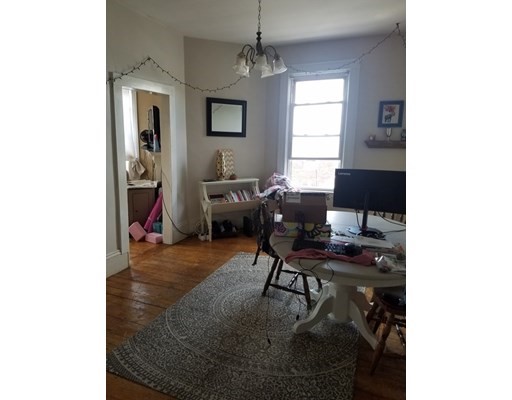 341 Cambridge St, East Cambridge