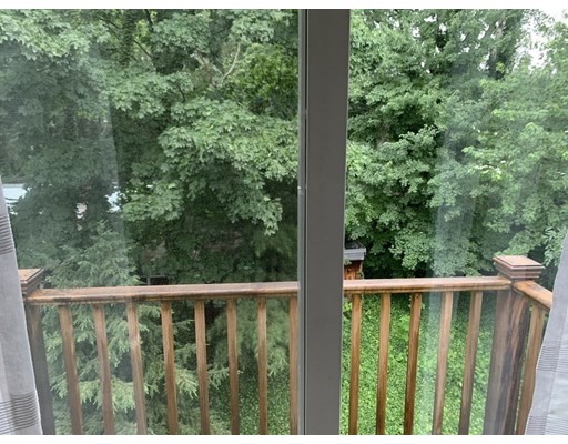 8 Camden Pl, Harvard Square