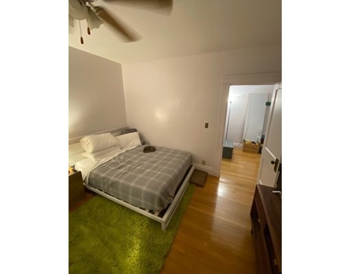 31 Queensberry St, Fenway