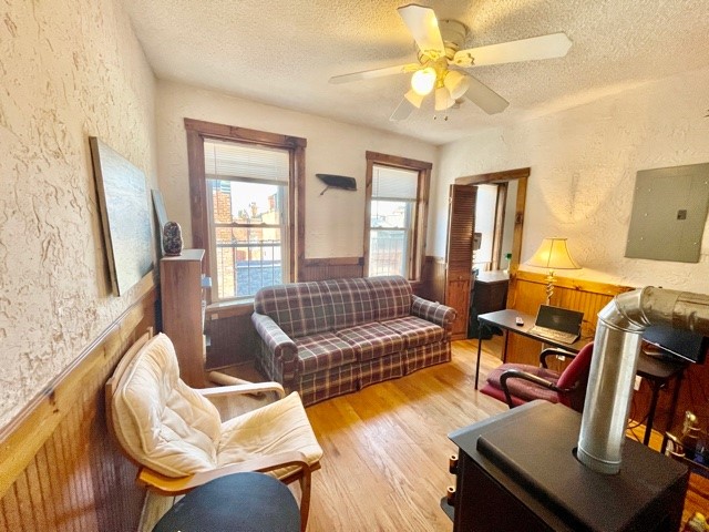 4 Garden Ct, North End