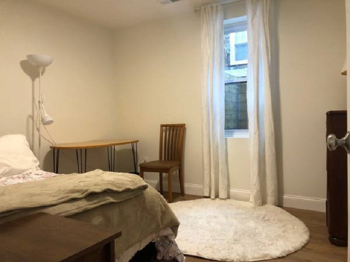 8 Goodman Rd, Central Square