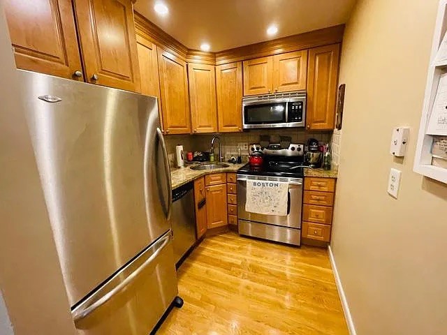 174 Salem St, North End