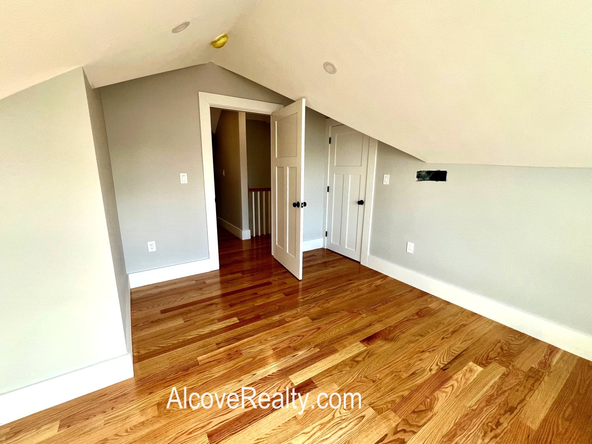 42 George St, South Medford