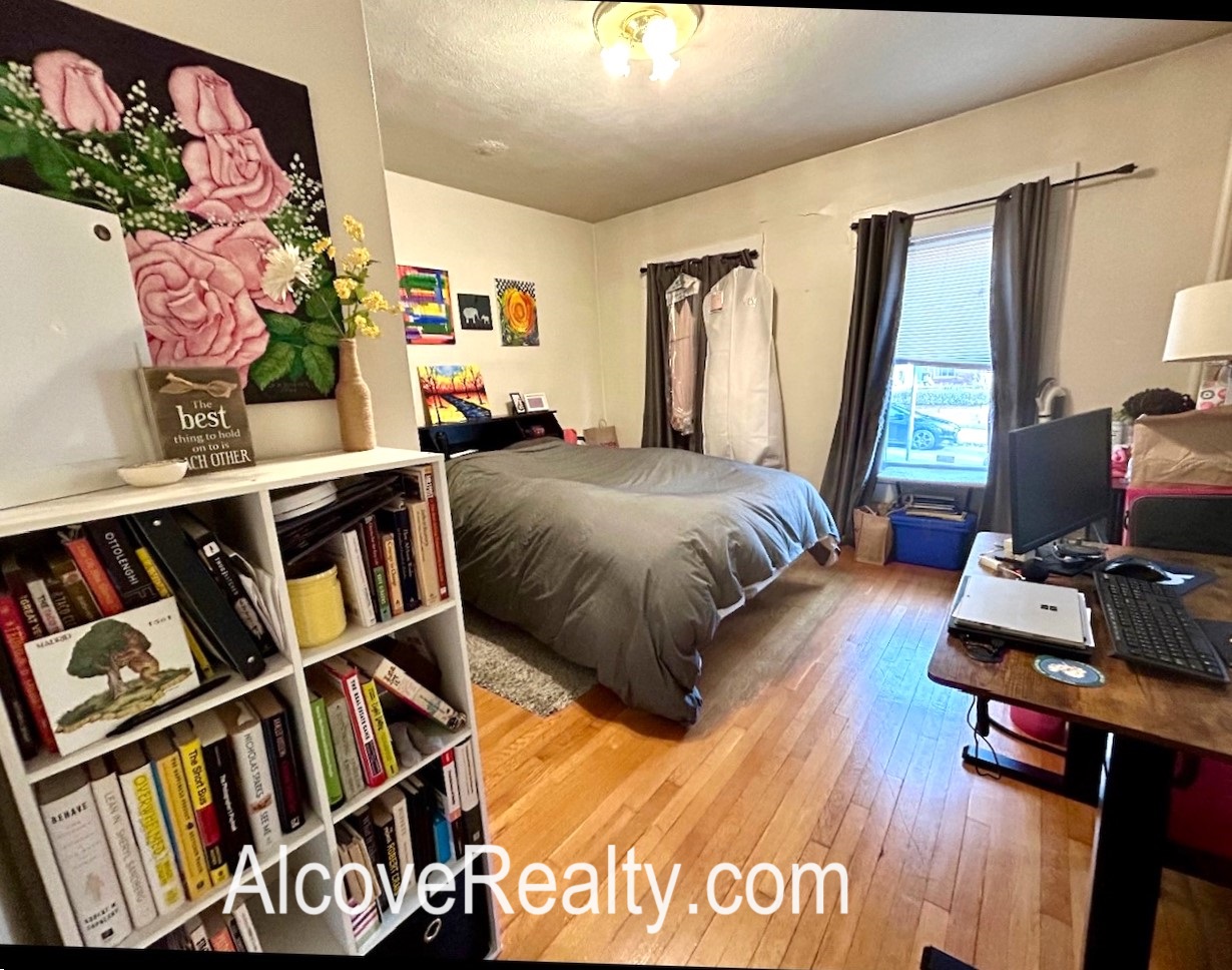 29 Cherry St, Davis Square