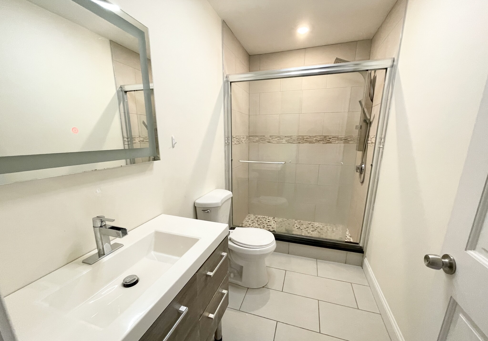 21 Iroquois St, Mission Hill