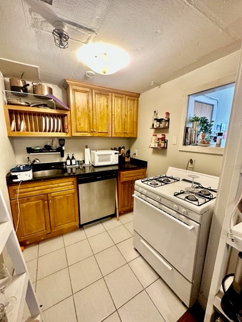 435 Hanover St, North End