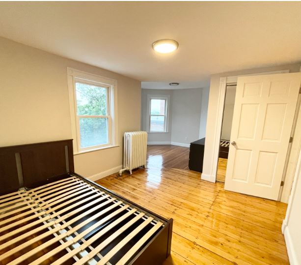 22 Parker Hill Ave, Mission Hill