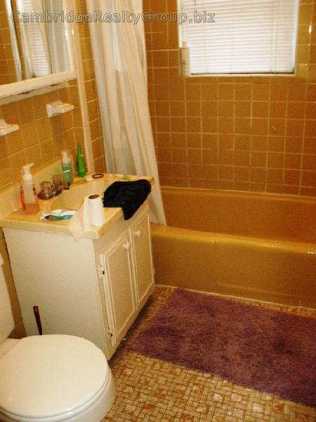 402 Highland Ave, Davis Square