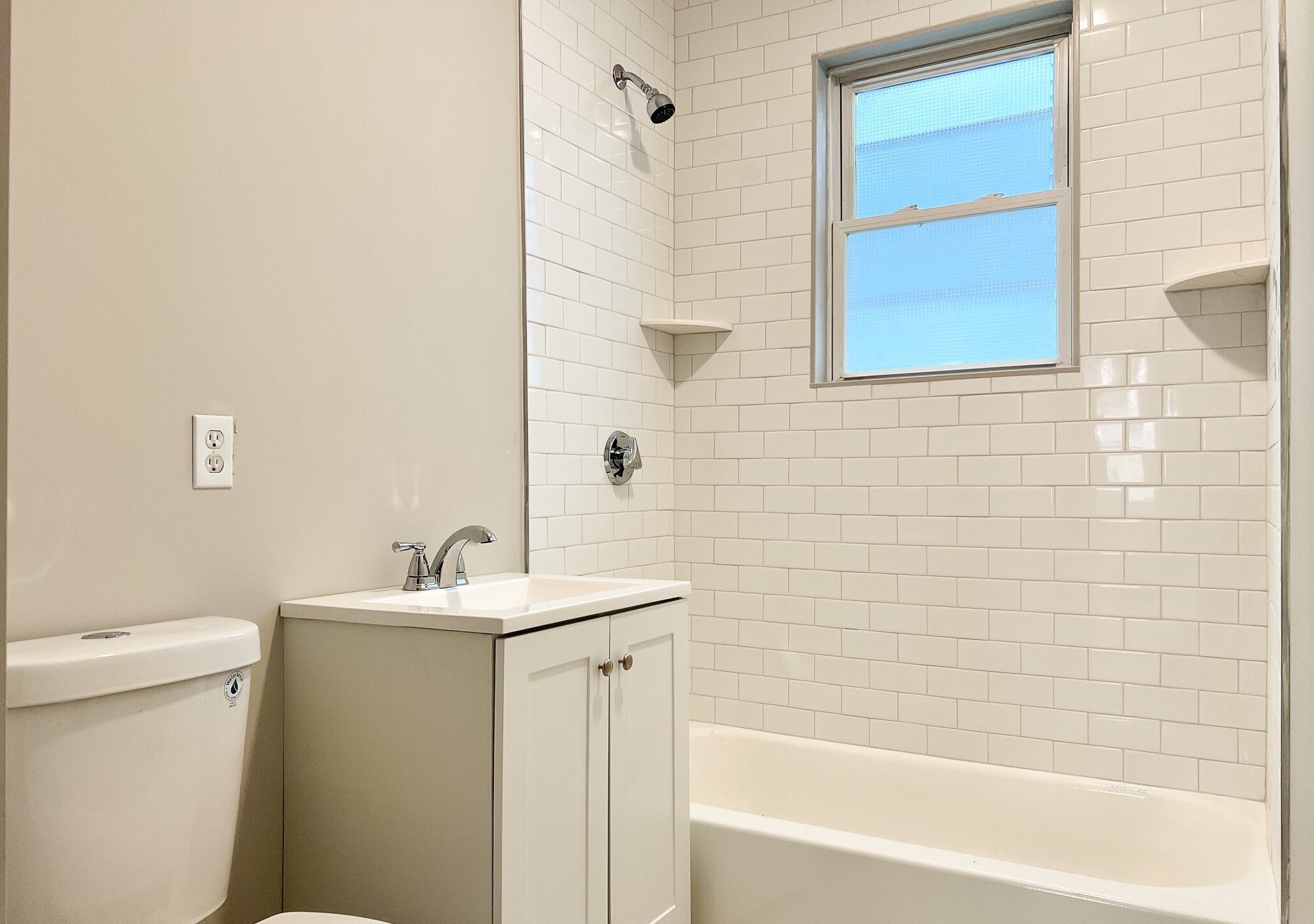 570 Washington St, Brighton