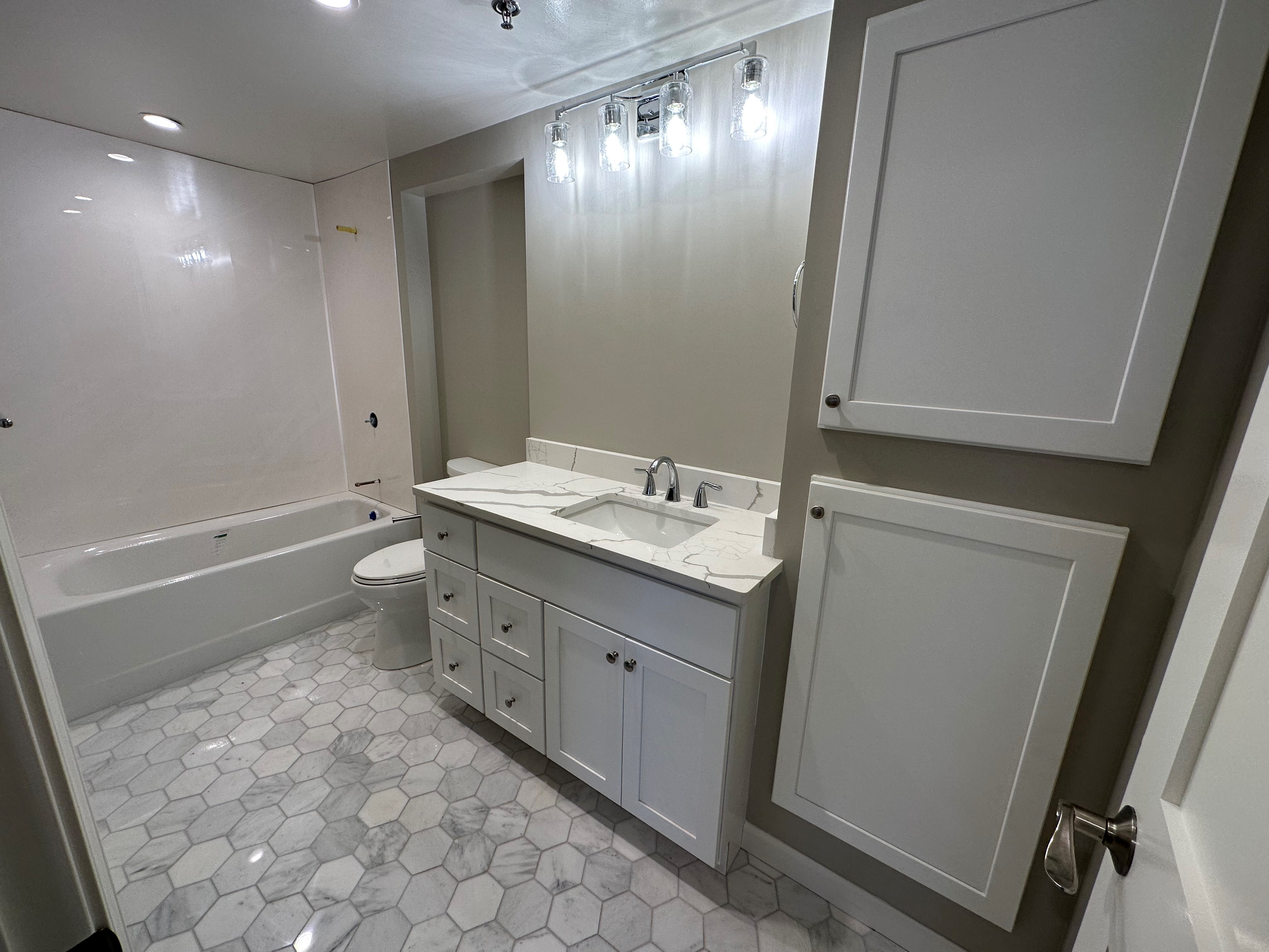 22 Faunbar Ave, Winthrop