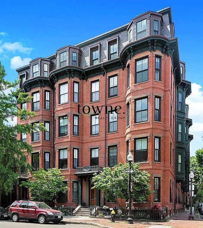 303 Shawmut Ave, South End