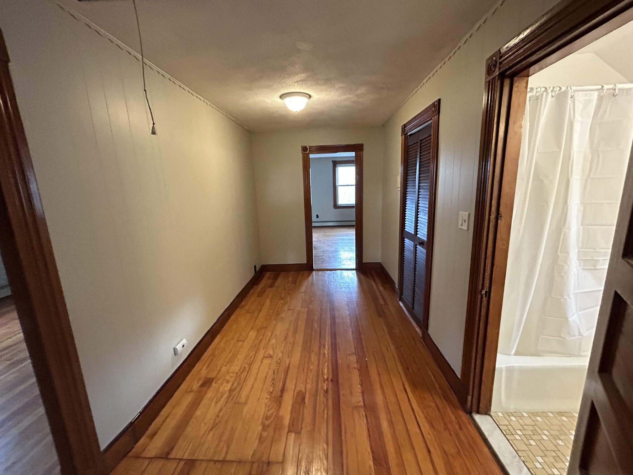 86 Medford St, Medford