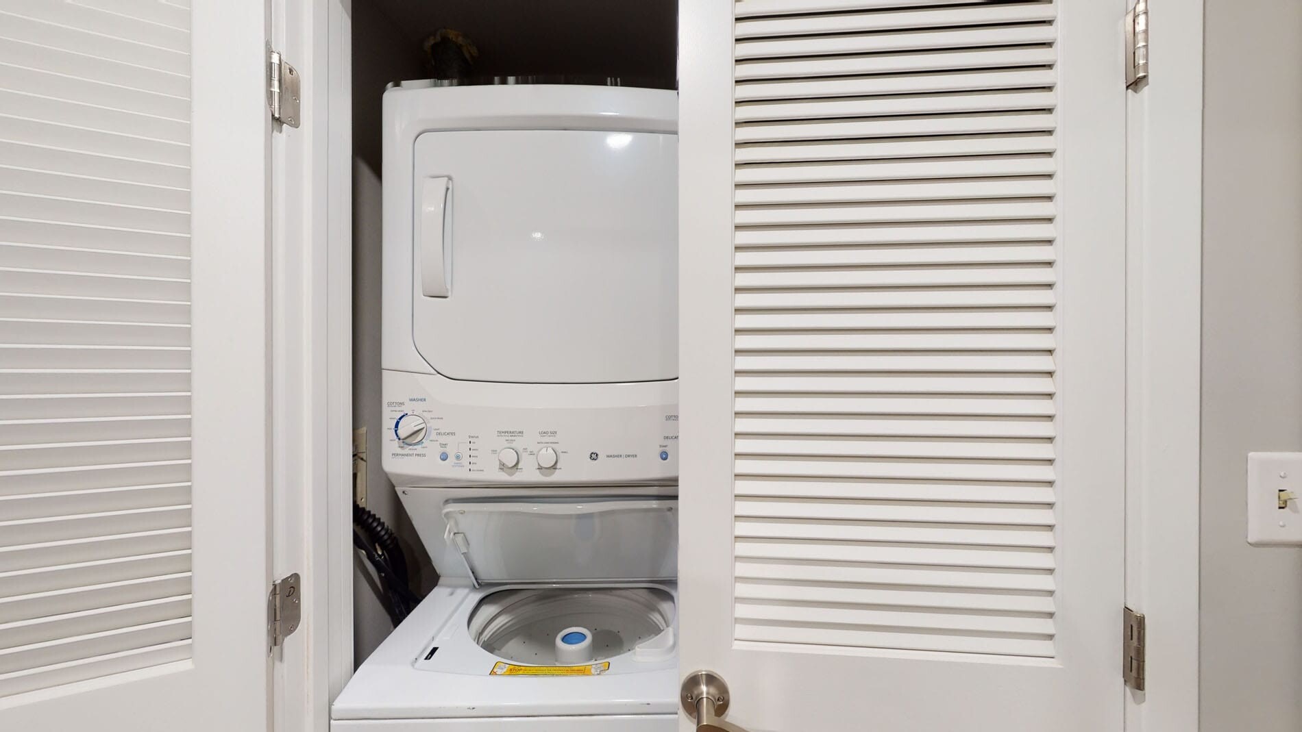 7 Harcourt St, Back Bay