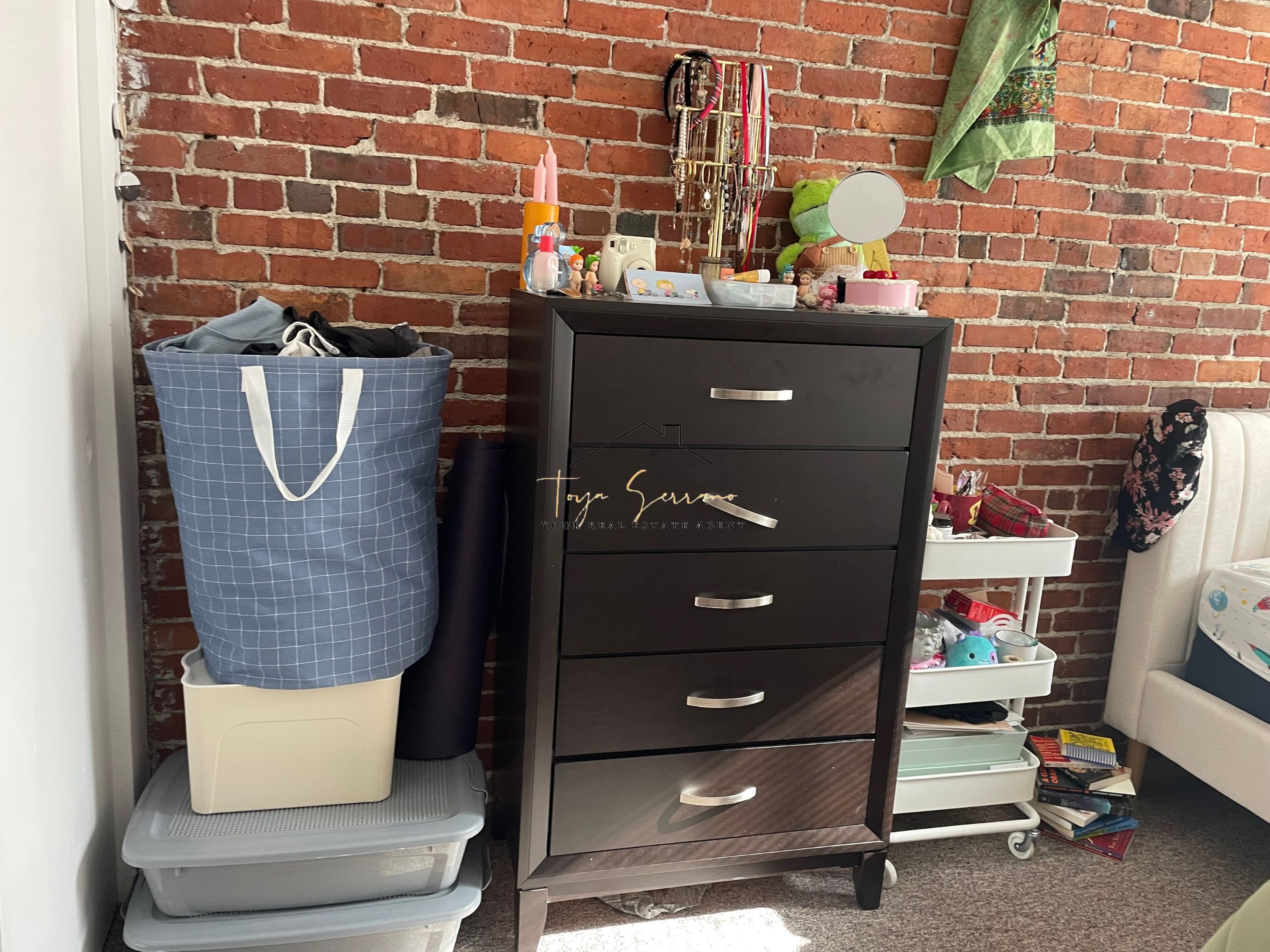 23 Cortes St, Back Bay